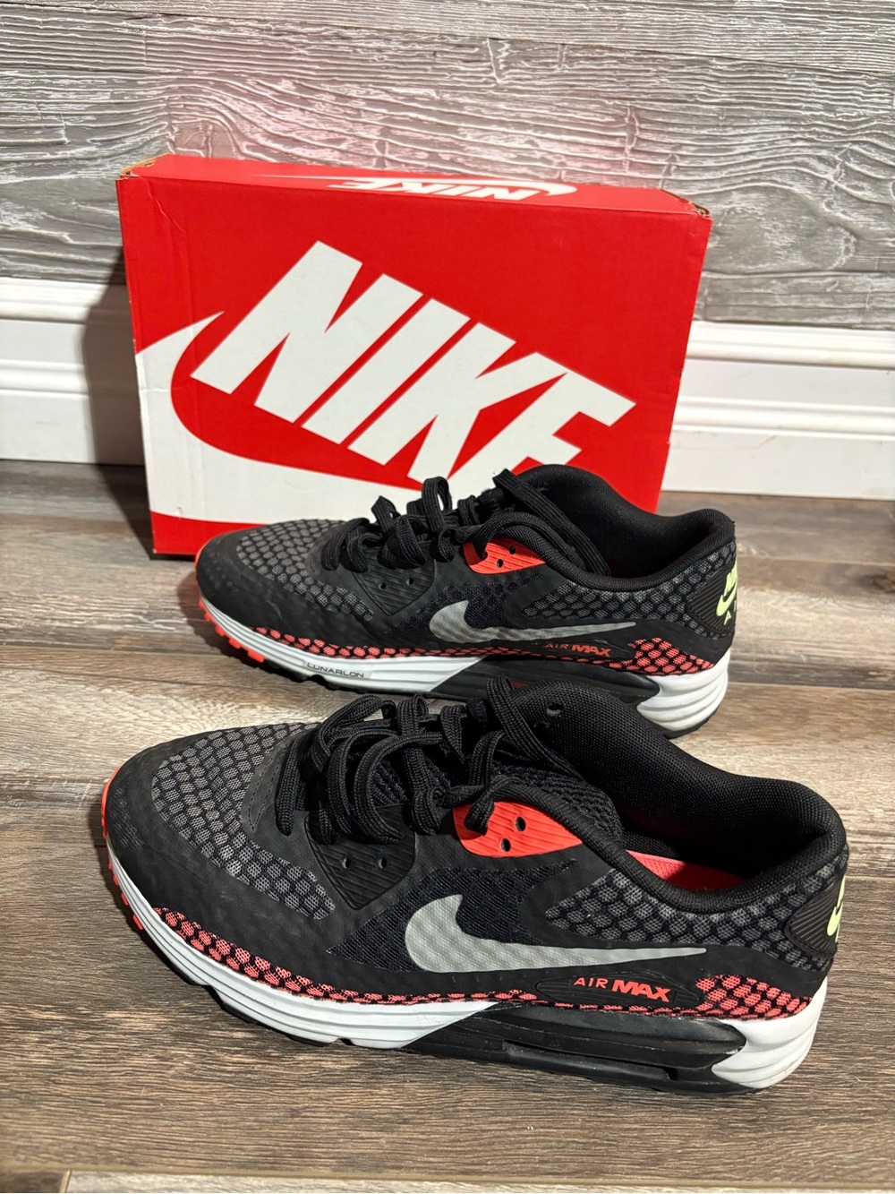Nike Air Max Lunar 90 Black Silver Hot Lava Size 9